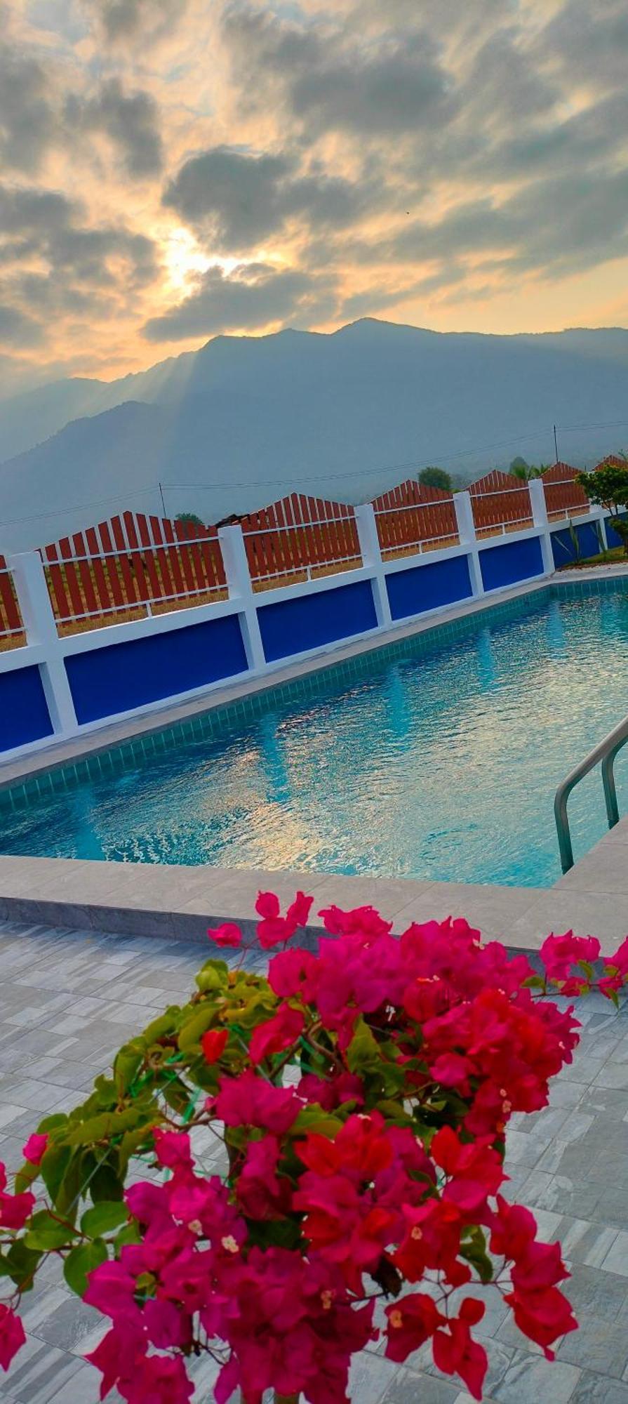Poonsap Homestay Nan Exterior photo