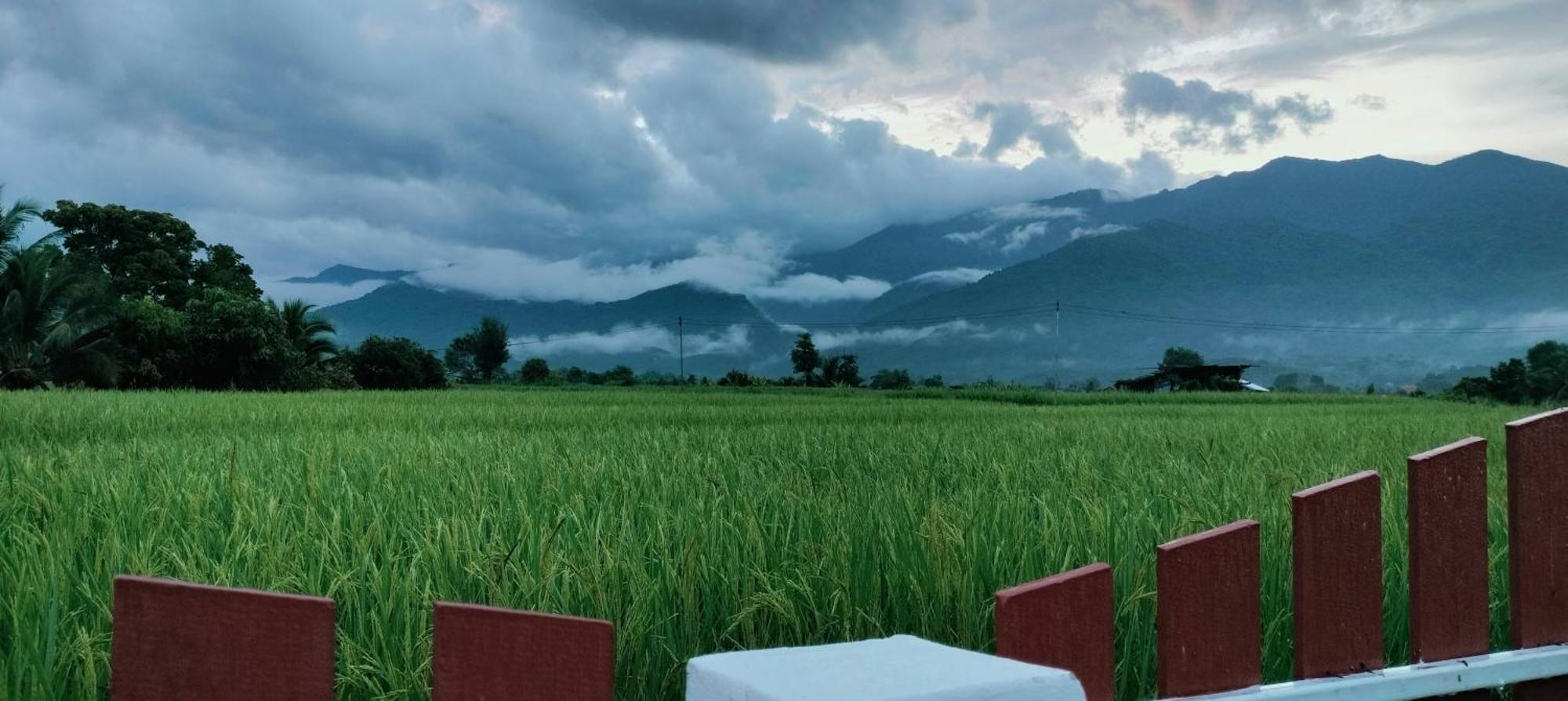 Poonsap Homestay Nan Exterior photo